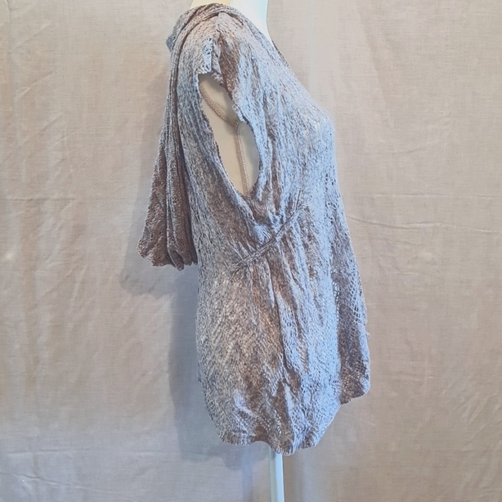Moth SM womens sweater top gray hooded very lightweight unique - Picture 3 of 7